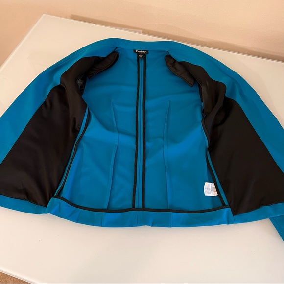 BEBE | Blue tuxedo style shoulder pad vintage spring summer designer blazer - Picture 16 of 16